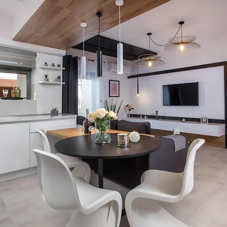 Rhodes Diamond Luxury Flat In The Heart Of Town Rhodes City