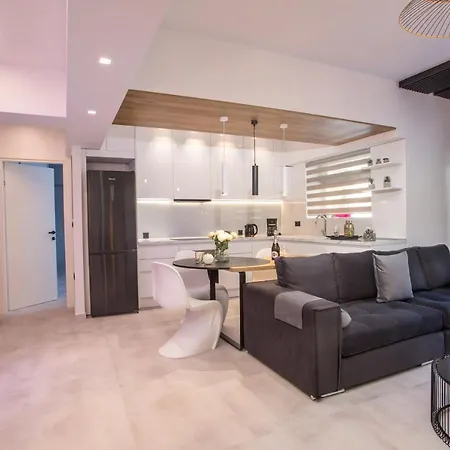 아파트 Rhodes Diamond Luxury Flat In The Heart Of Town *
