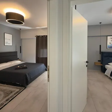 Apartment Rhodes Diamond Luxury Flat In The Heart Of Town